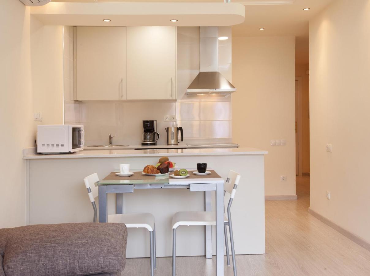 Barnapartments Rambla Cataluna — Photos 3